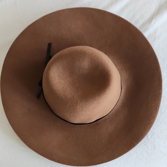 Brown Wide Brim Hat - Picture 1 of 4
